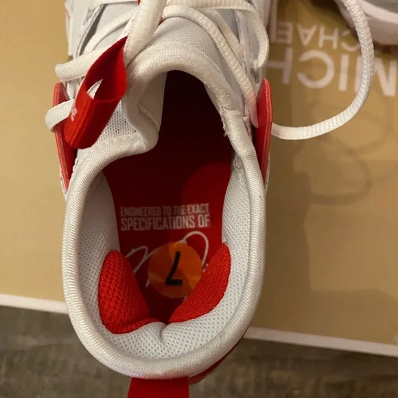 Nike Men’s 7 Force Zoom Trout 9 Elite Baseball Cleats Red/White FB2906-101 NEW - Picture 3 of 7